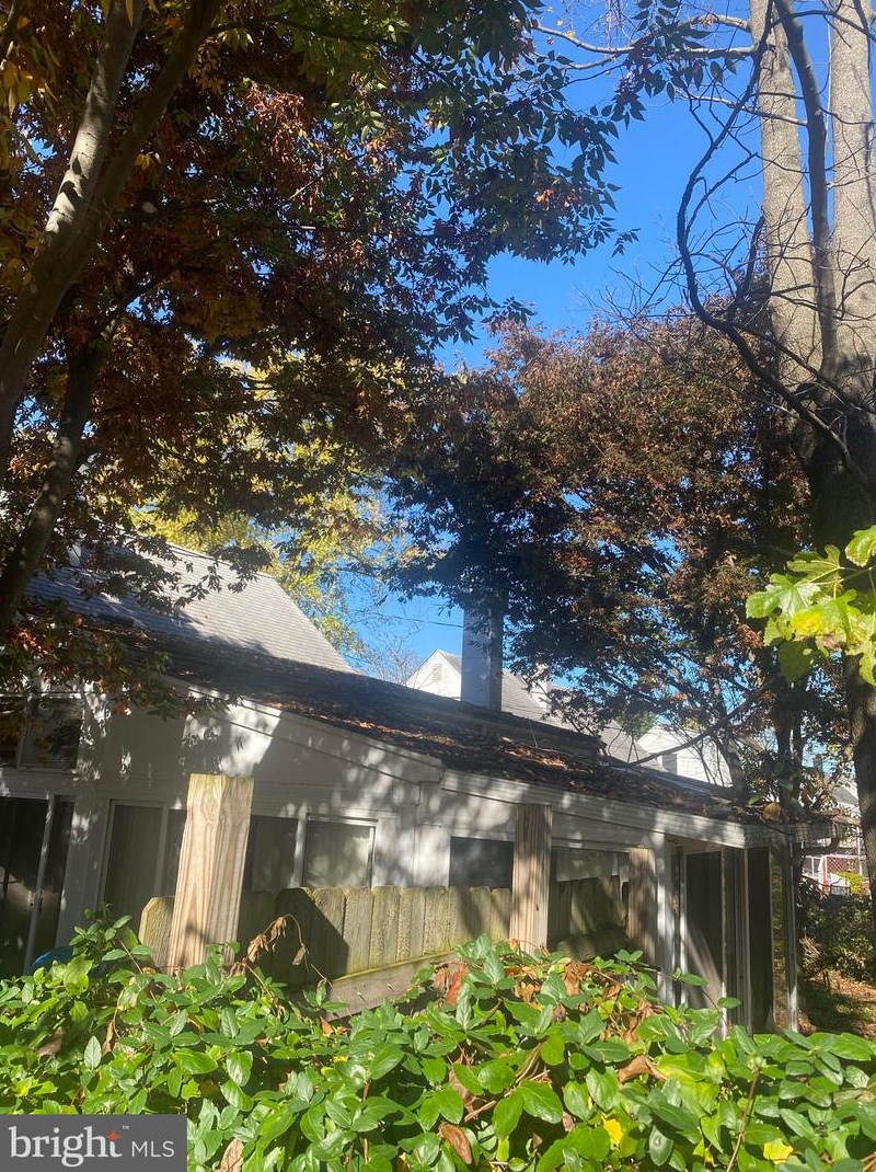 725 Templecliff Rd, Baltimore MD  21208-4629 exterior