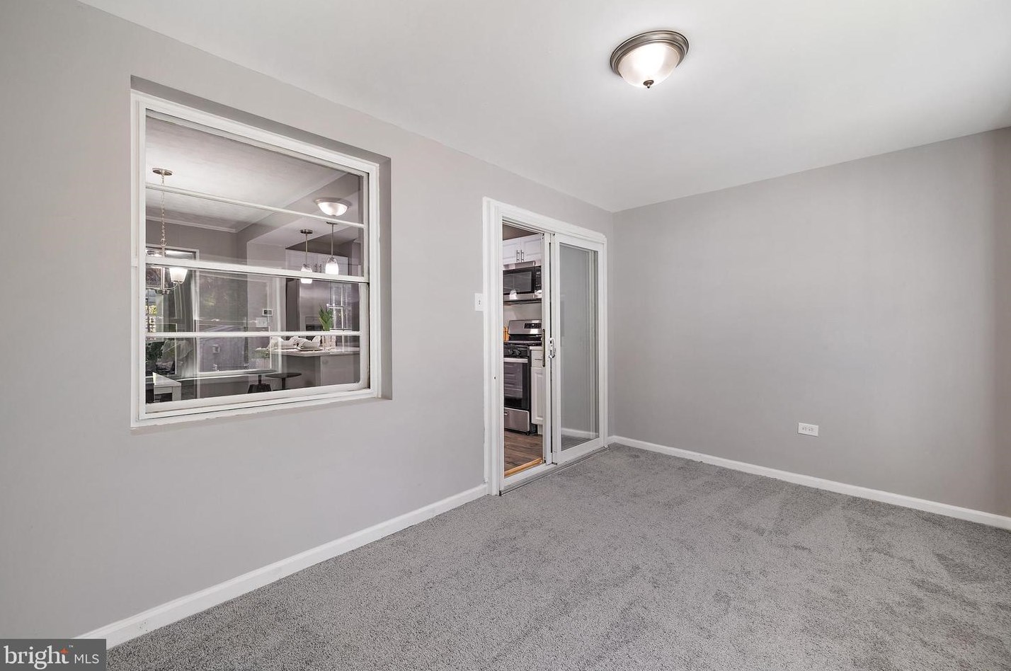 4406 Scotia Rd, Baltimore MD 21227-4811 exterior