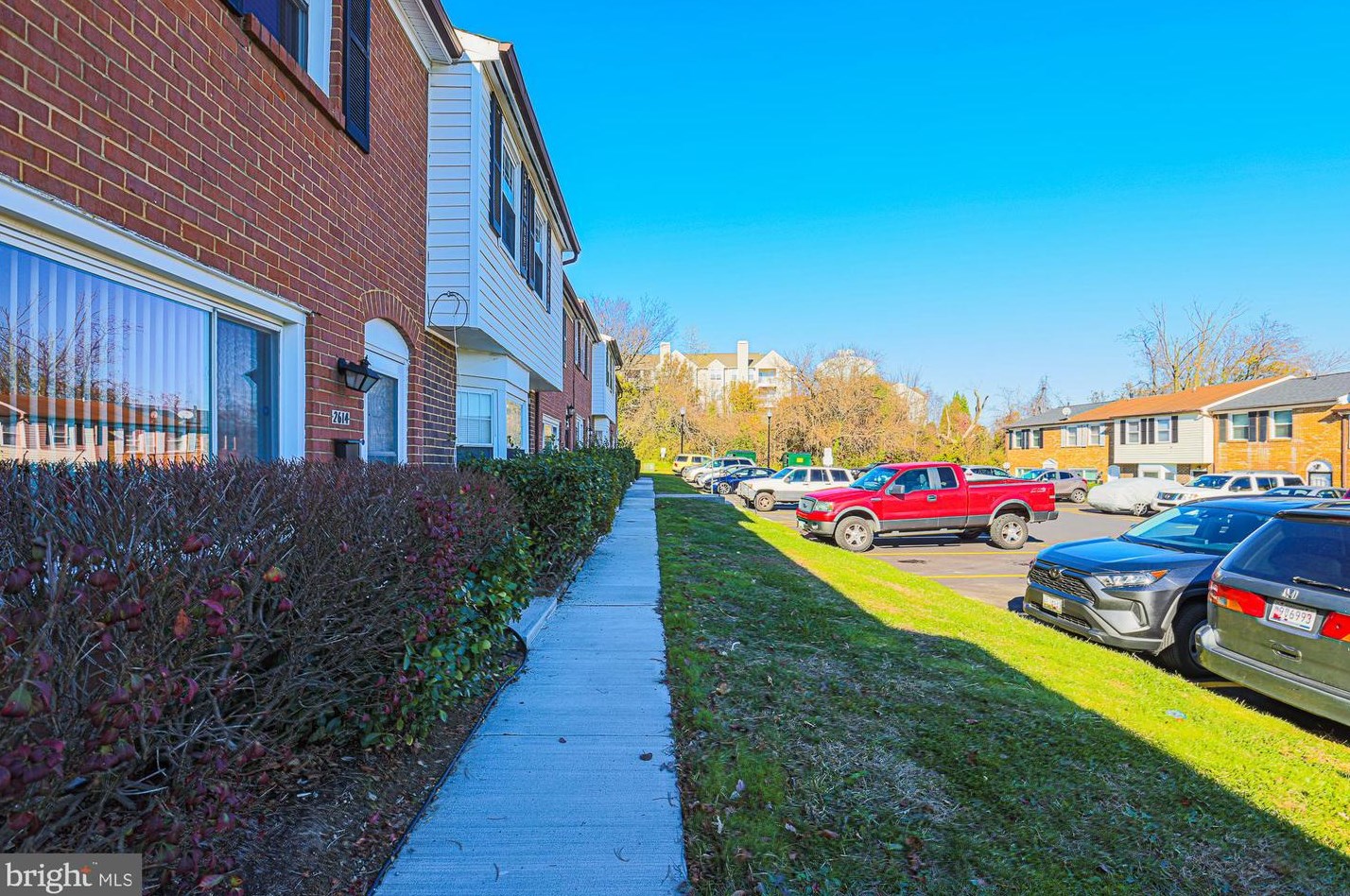 2614 Molton Way, Baltimore MD 21244-1925 exterior