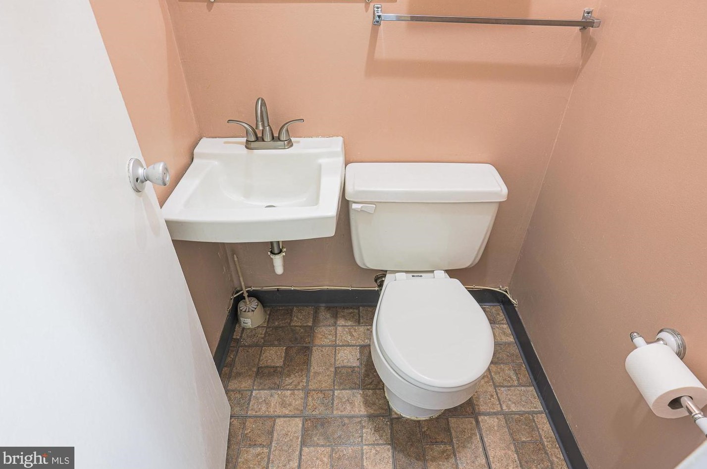 2614 Molton Way, Baltimore MD 21244-1925 exterior