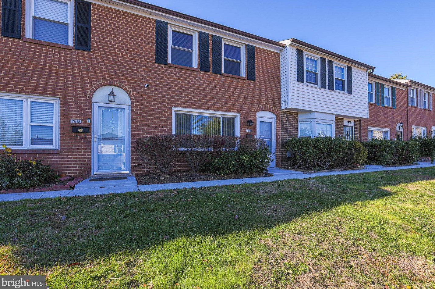2614 Molton Way, Baltimore MD 21244-1925 exterior