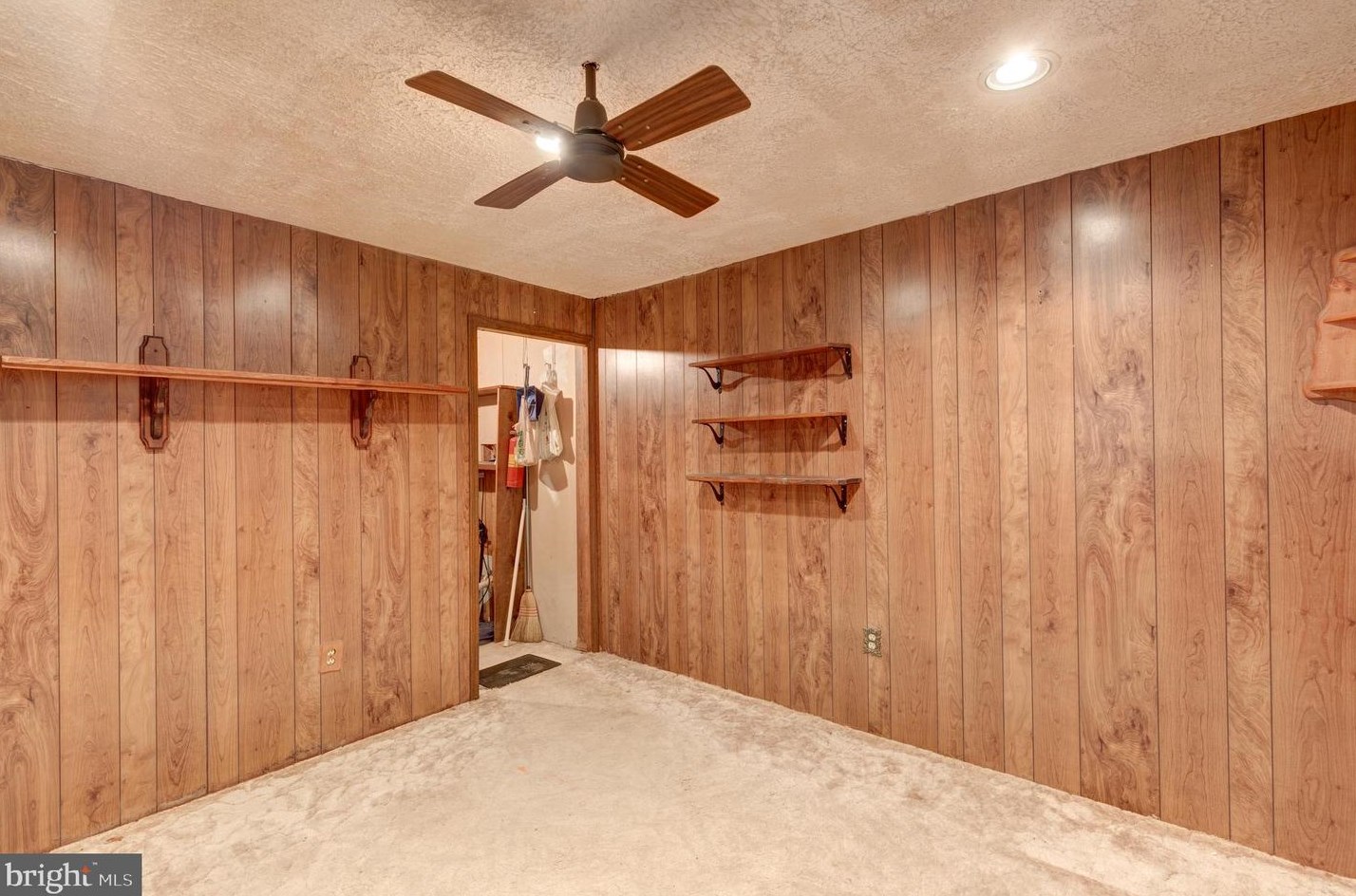 11 Rollwin Rd, Baltimore MD  21244-2835 exterior