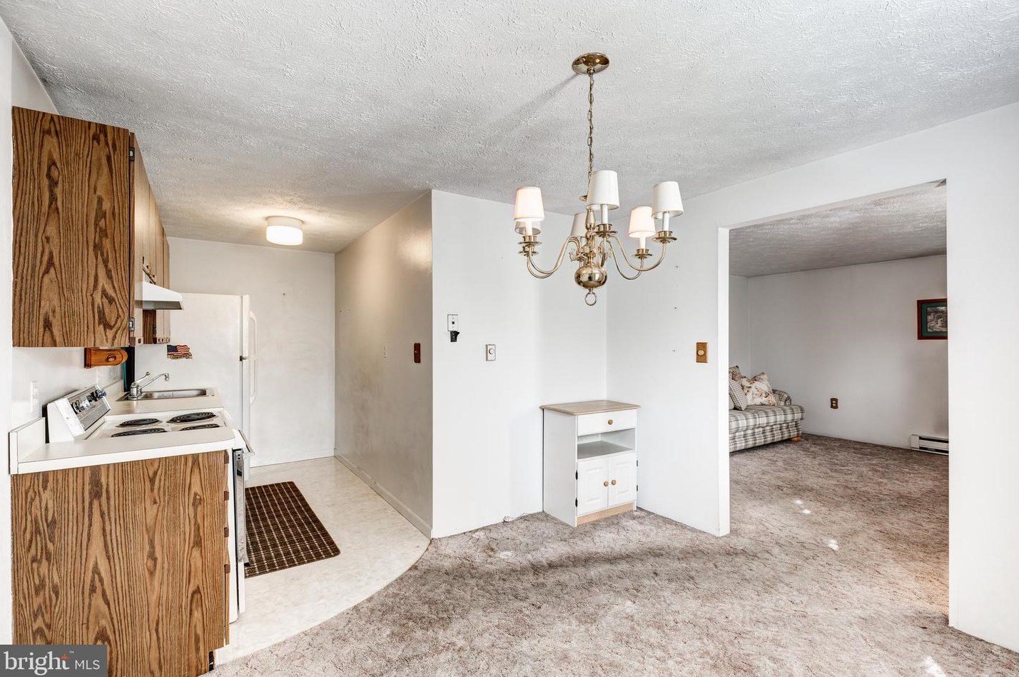 11 Rollwin Rd, Baltimore MD  21244-2835 exterior