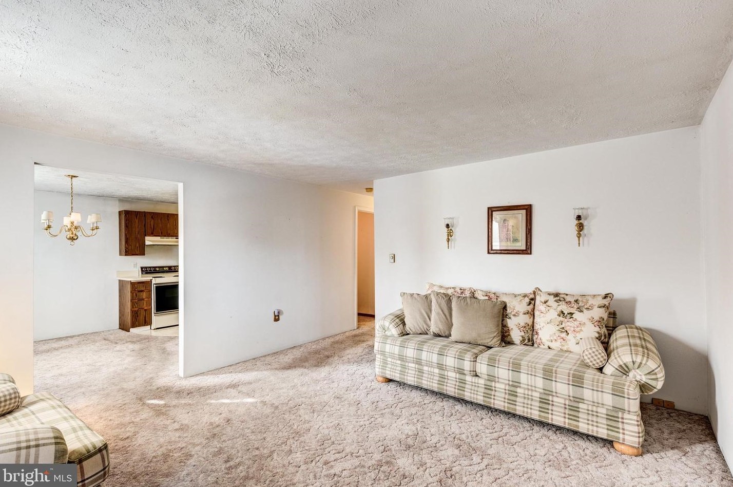 11 Rollwin Rd, Baltimore MD  21244-2835 exterior