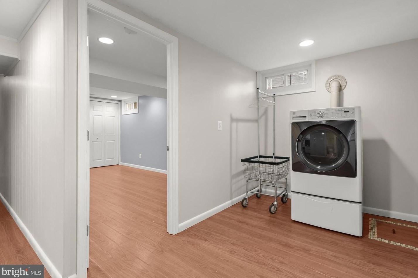 9134 Covered Bridge Rd, Baltimore MD  21234-2512 exterior