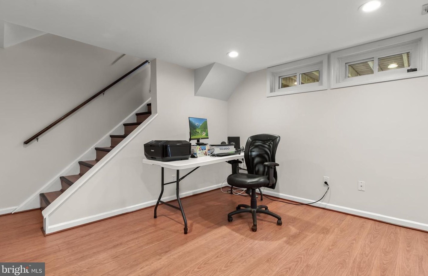 9134 Covered Bridge Rd, Baltimore MD  21234-2512 exterior