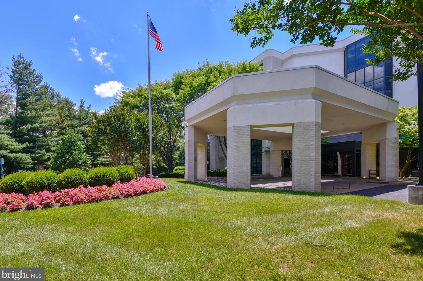 4001 Old Court Rd, Baltimore MD  21208-6518 exterior