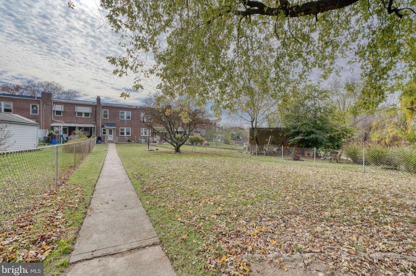 2439 Fairway, Baltimore MD 21222-3805 exterior