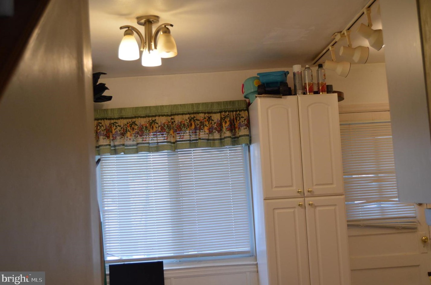 4710 Raspe Ave, Baltimore MD  21206-2145 exterior