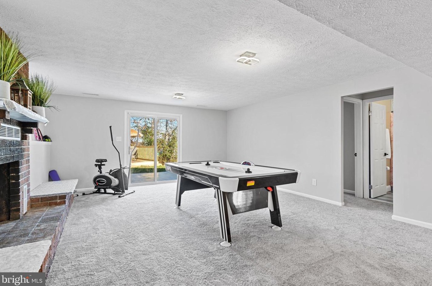 17 Galahad Ct, Baltimore MD  21228 exterior