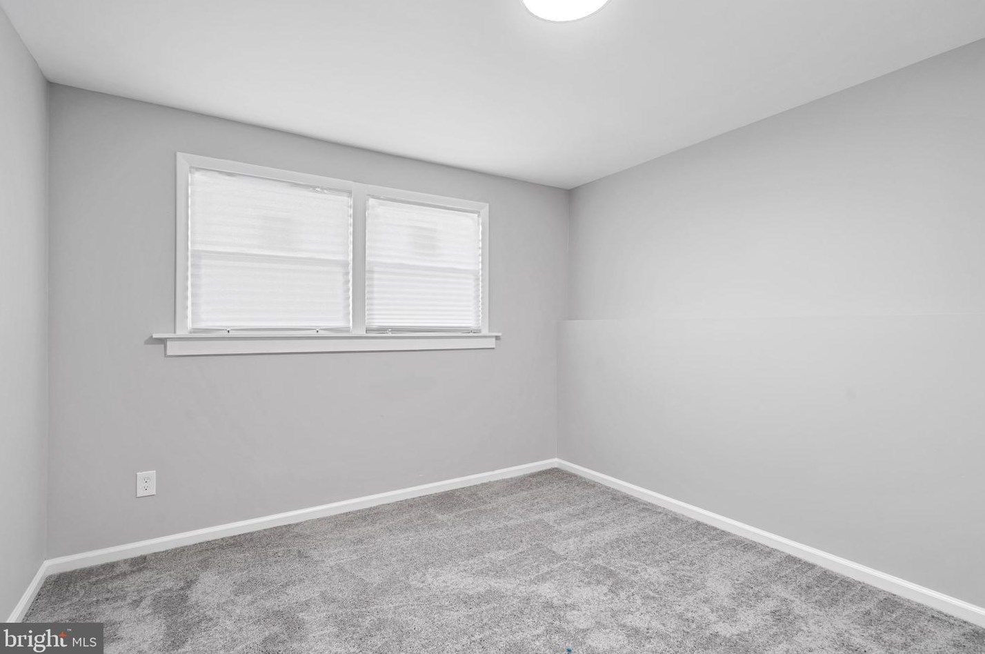 17 Galahad Ct, Baltimore MD  21228 exterior