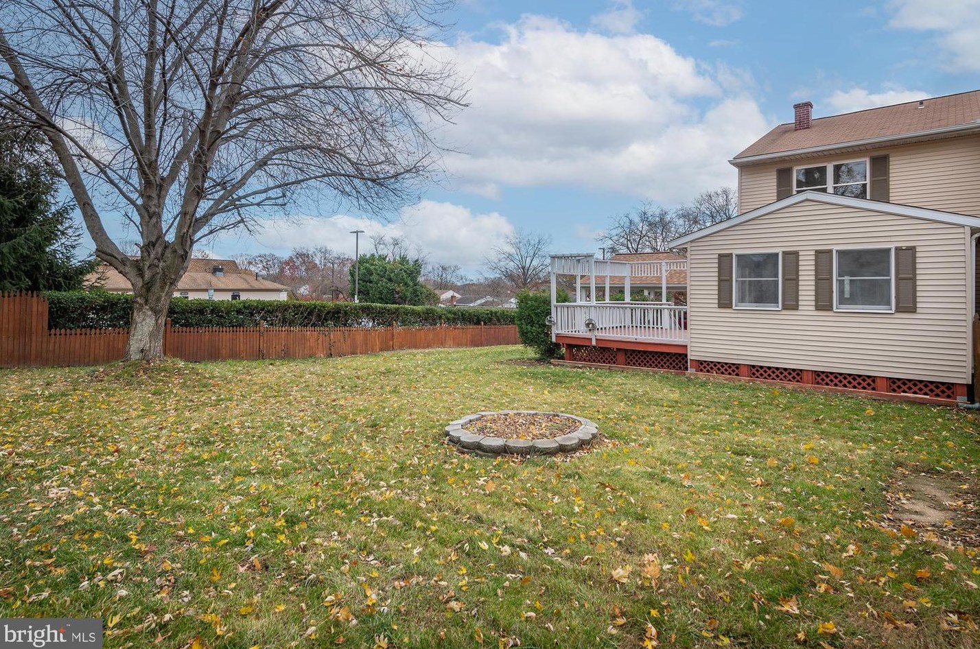 8602 Heathrow Rd, Baltimore MD  21236-2706 exterior