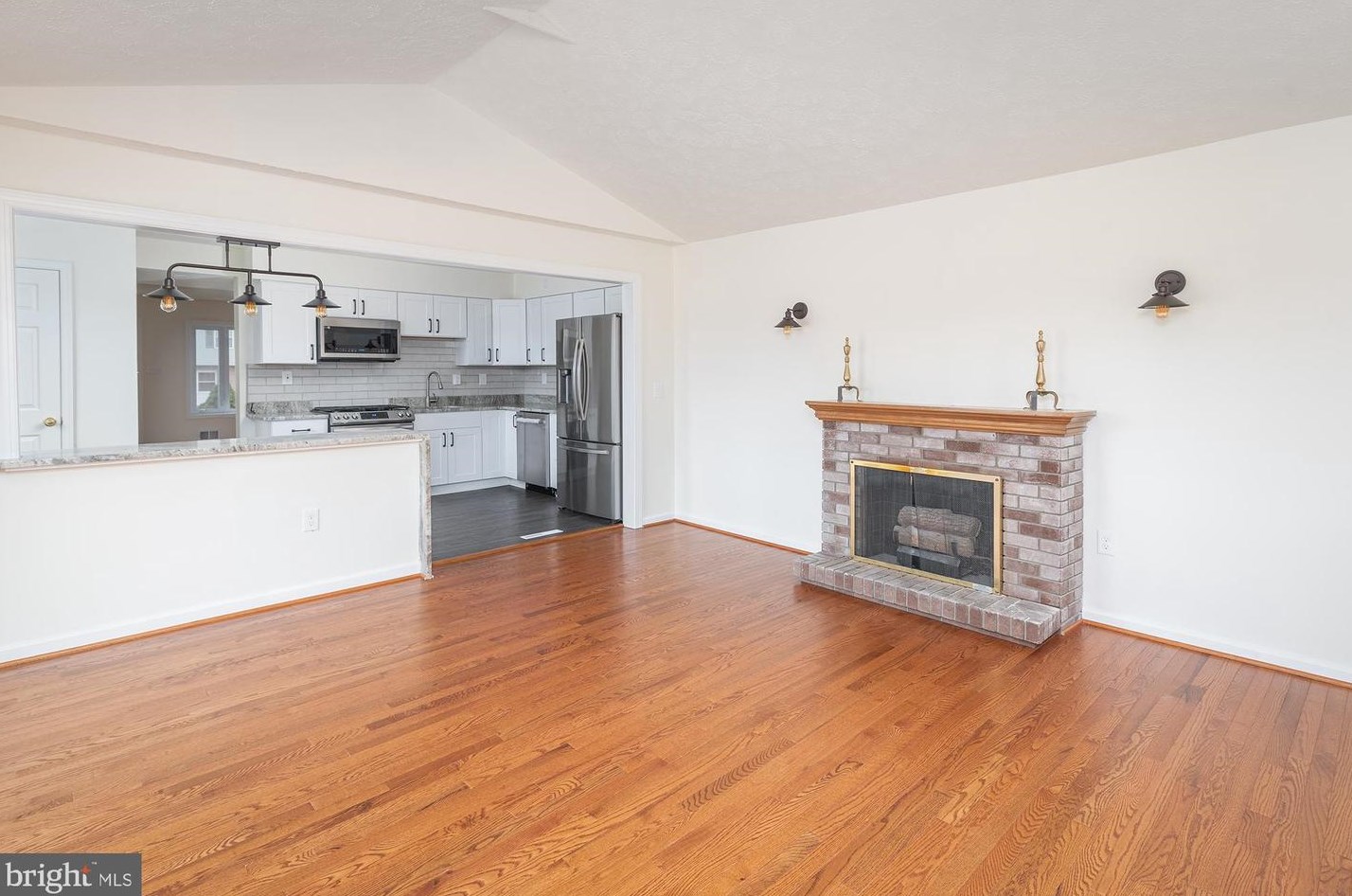 8602 Heathrow Rd, Baltimore MD  21236-2706 exterior