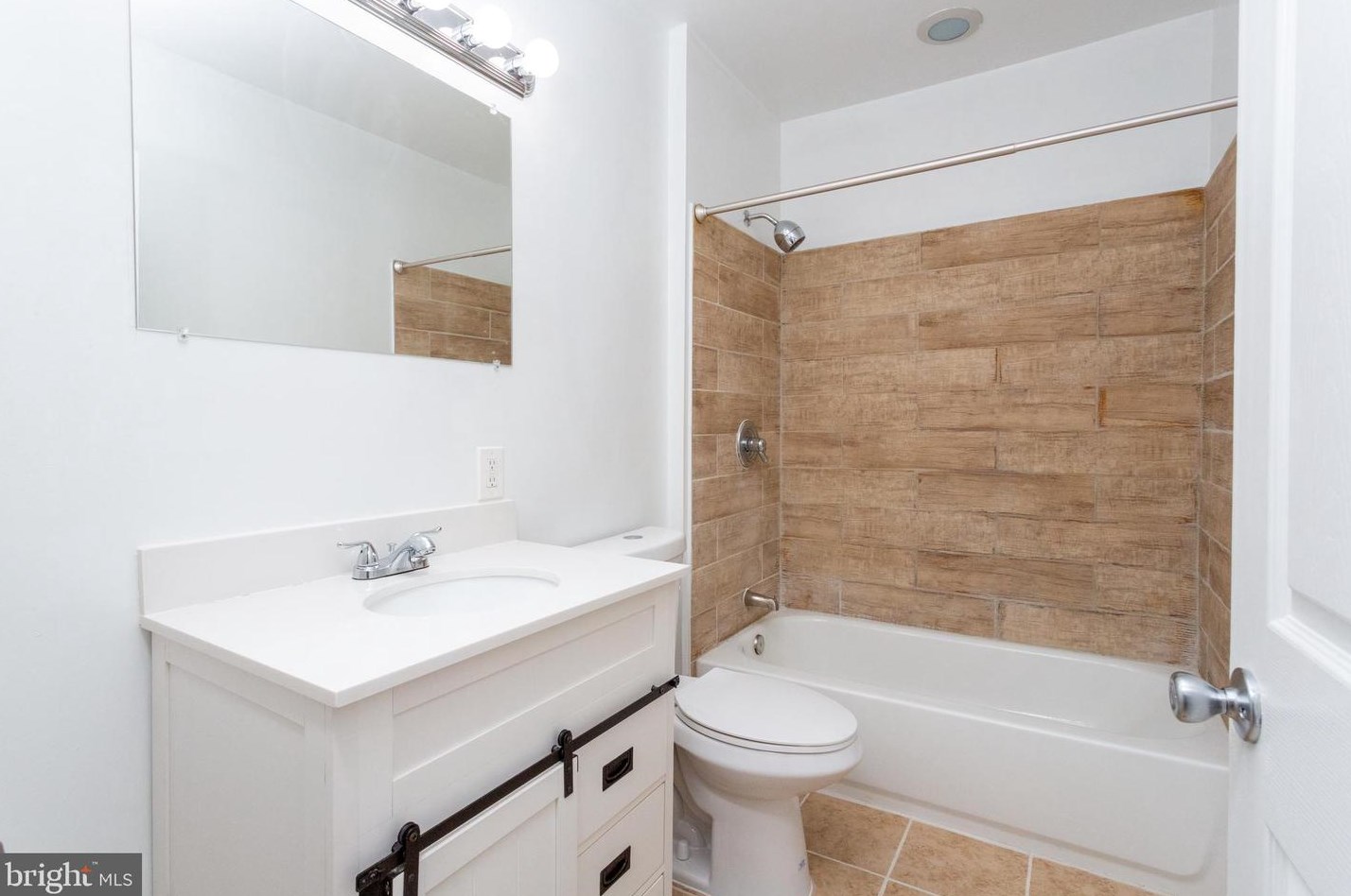 334 Upperlanding Rd, Baltimore MD  21221-4815 exterior