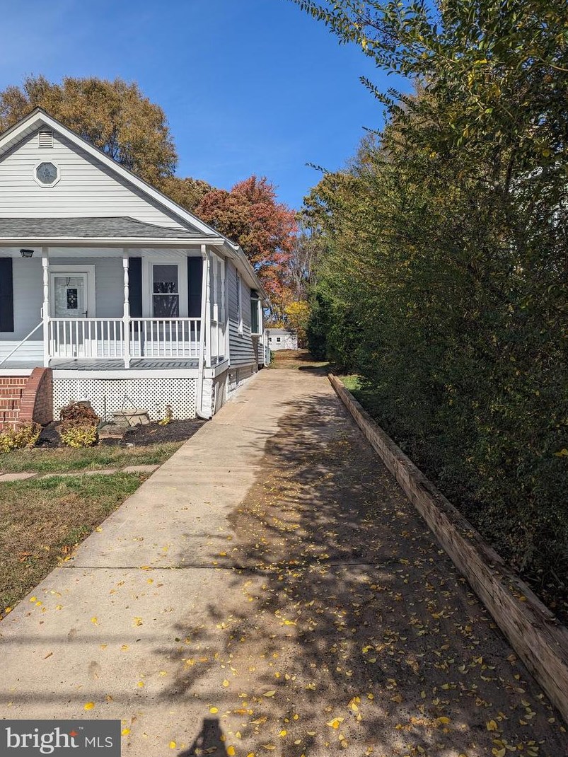 334 Upperlanding Rd, Baltimore MD  21221-4815 exterior