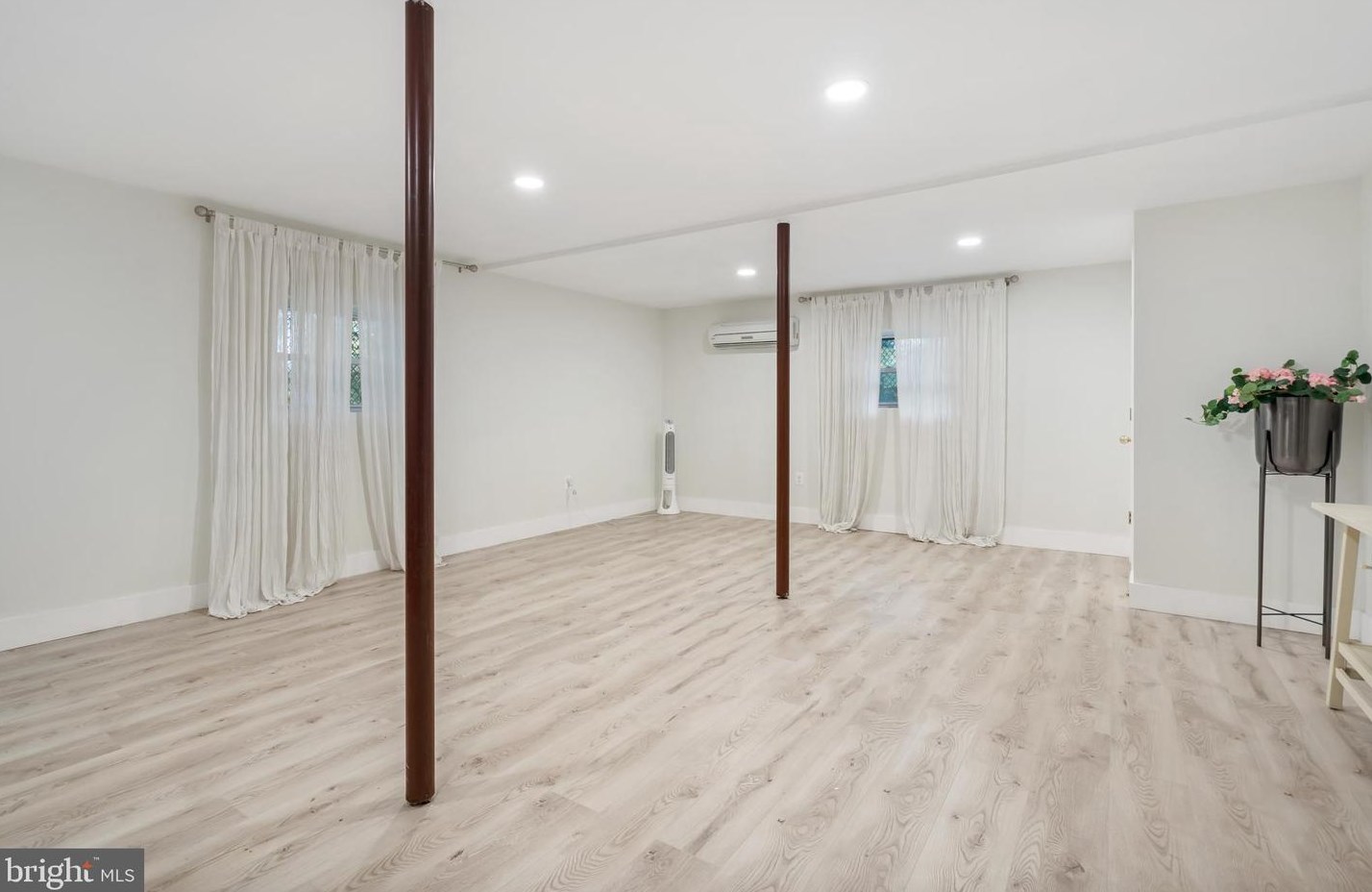 2728 Old Court Rd, Baltimore MD  21208-3415 exterior