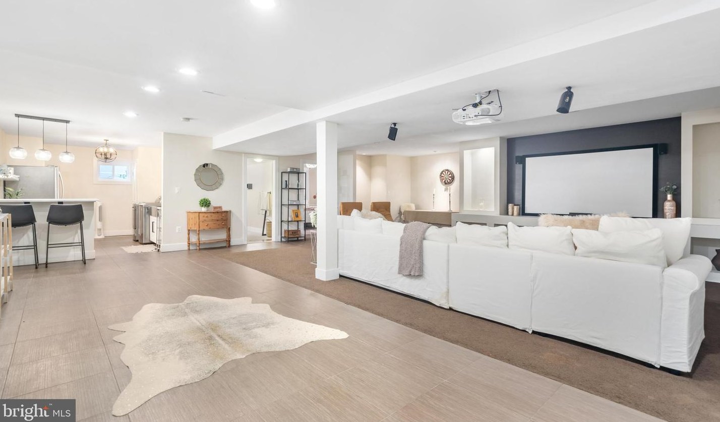 2728 Old Court Rd, Baltimore MD  21208-3415 exterior