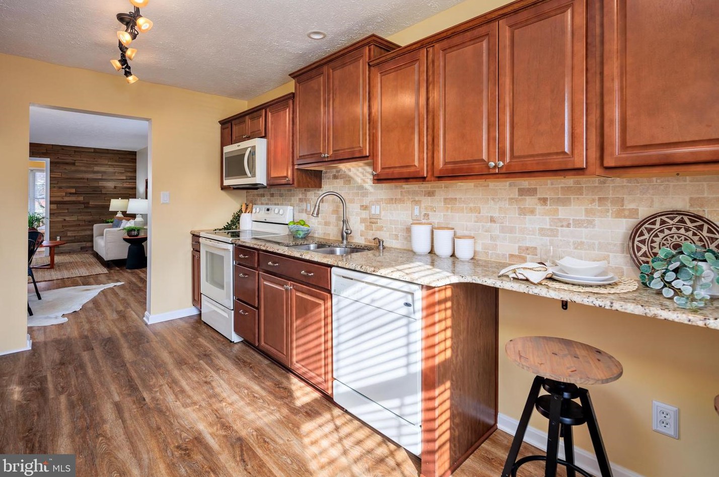 687 Kittendale Cir, Baltimore MD  21220-2331 exterior