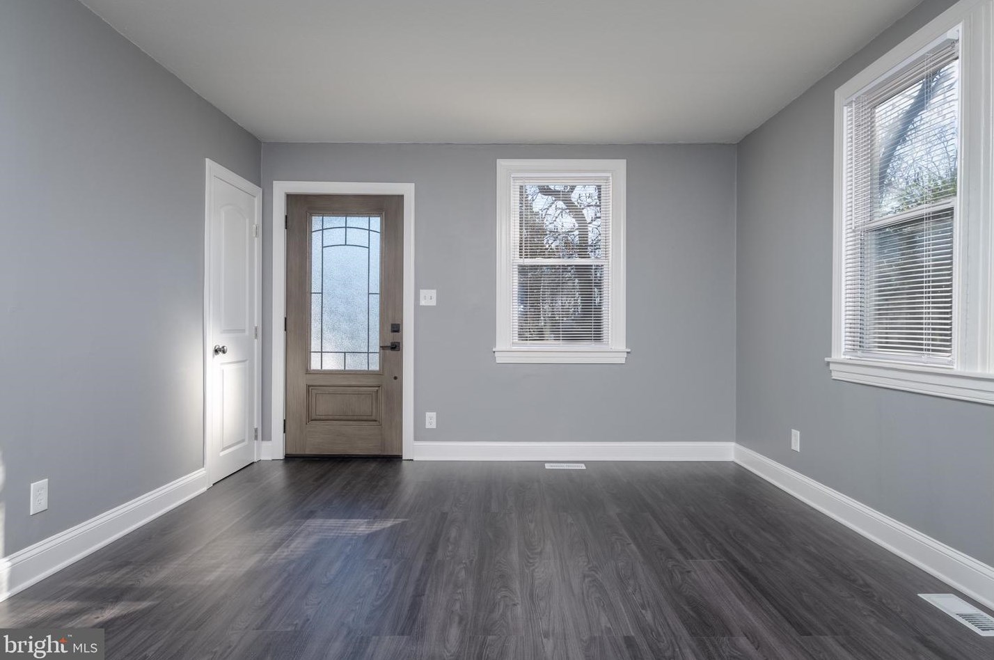 4318 Highview Ave, Baltimore MD  21229-5302 exterior