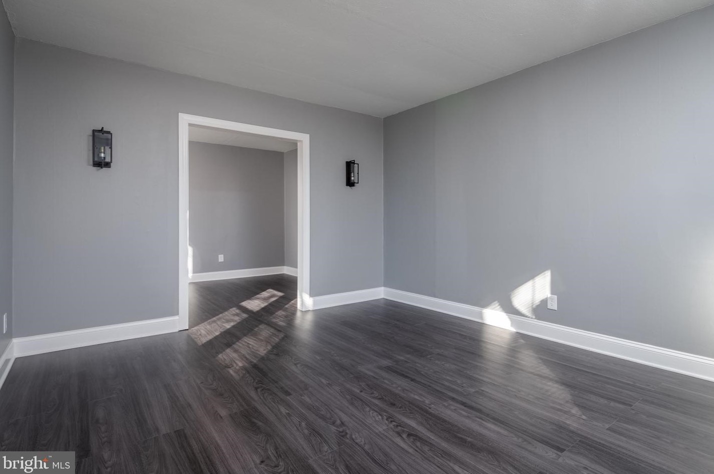 4318 Highview Ave, Baltimore MD  21229-5302 exterior