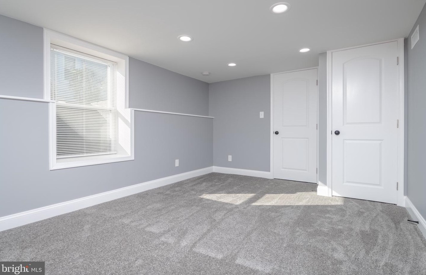 4318 Highview Ave, Baltimore MD  21229-5302 exterior