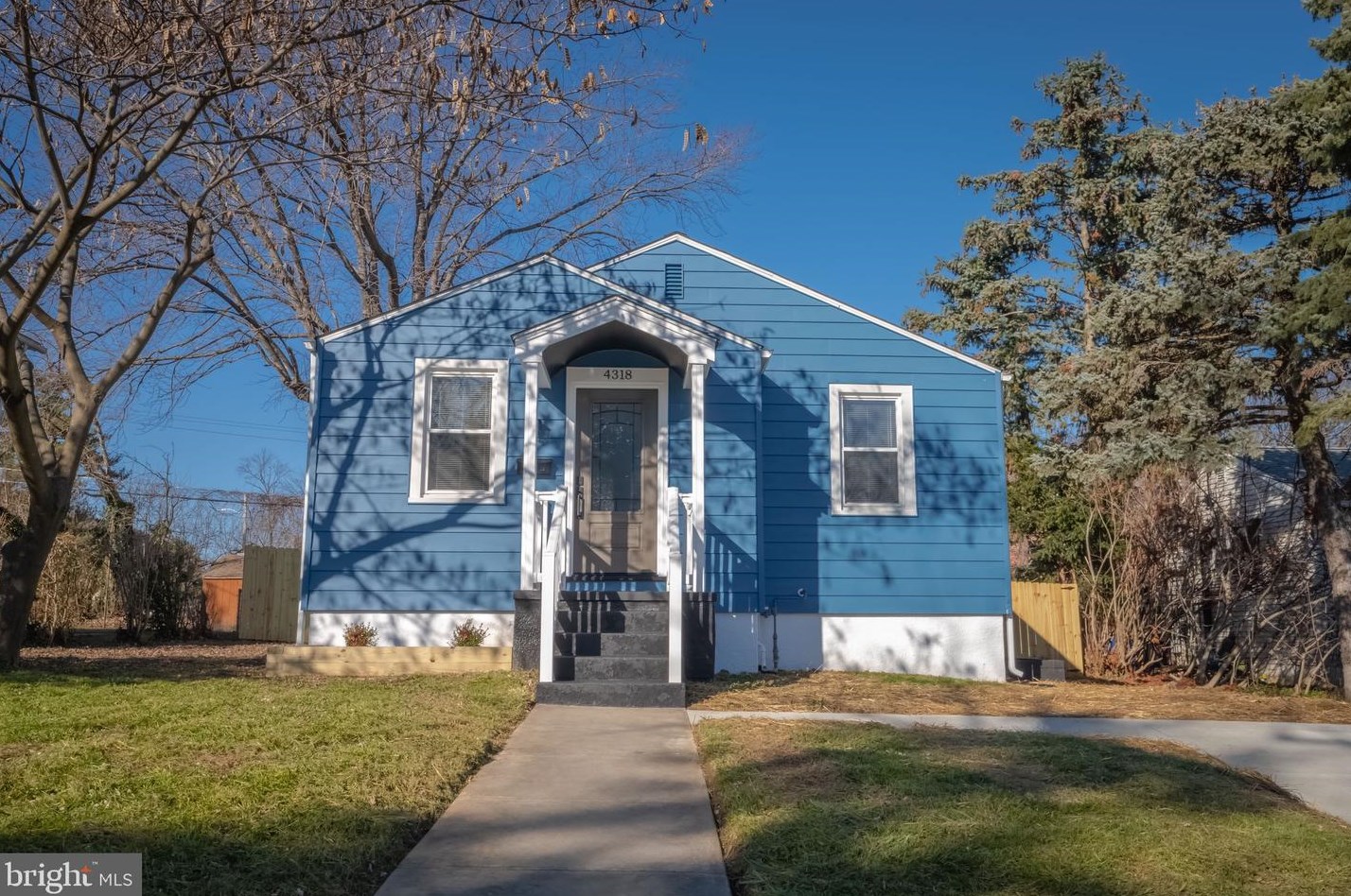 4318 Highview Ave, Baltimore MD  21229-5302 exterior