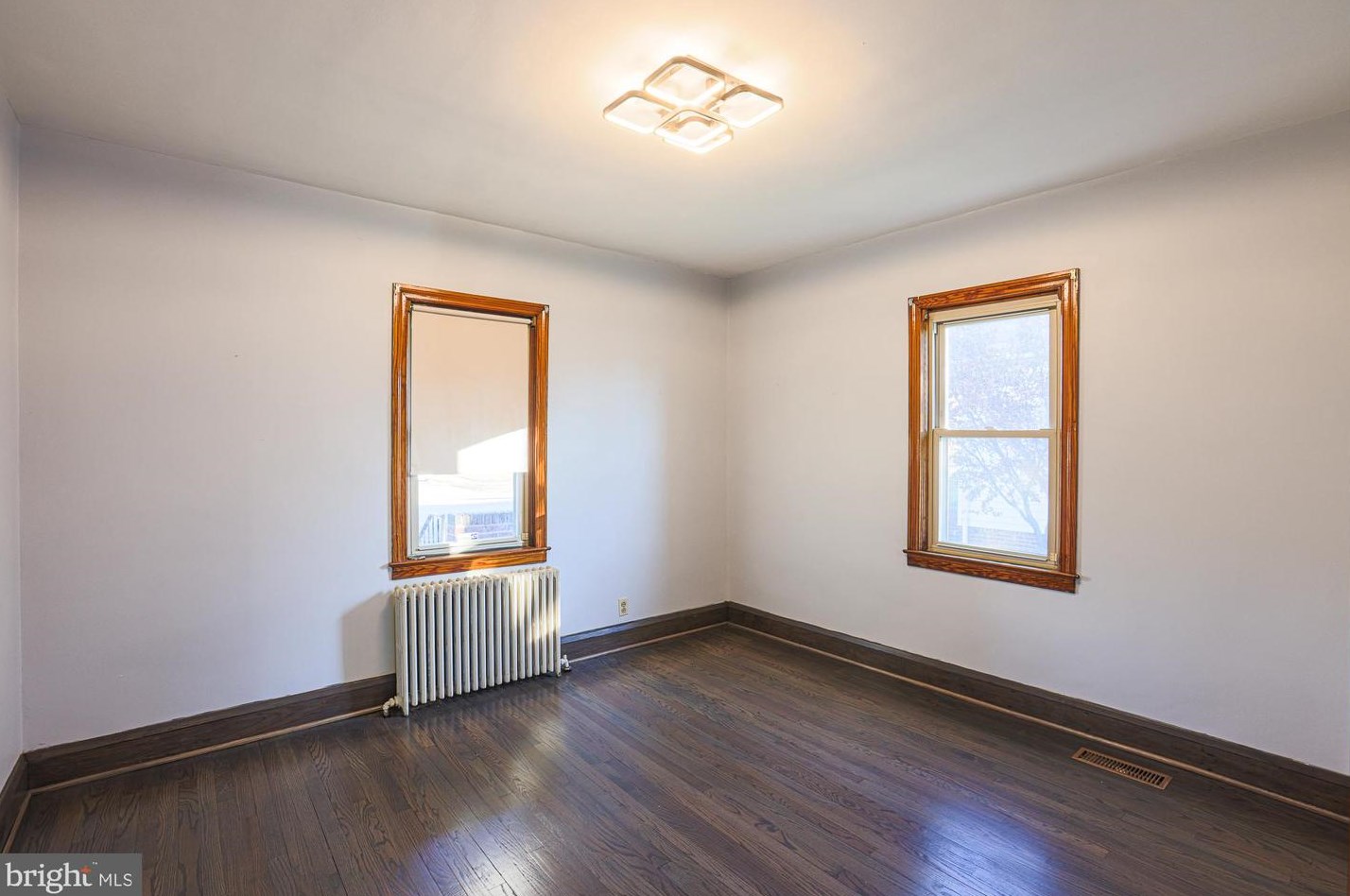 17 Liberty Pkwy, Baltimore MD  21222-3849 exterior