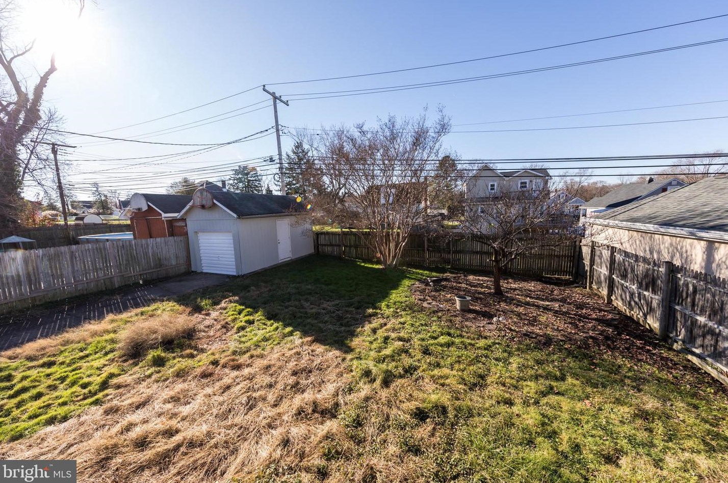 19 Glenmore Ave, Baltimore MD  21206-1325 exterior