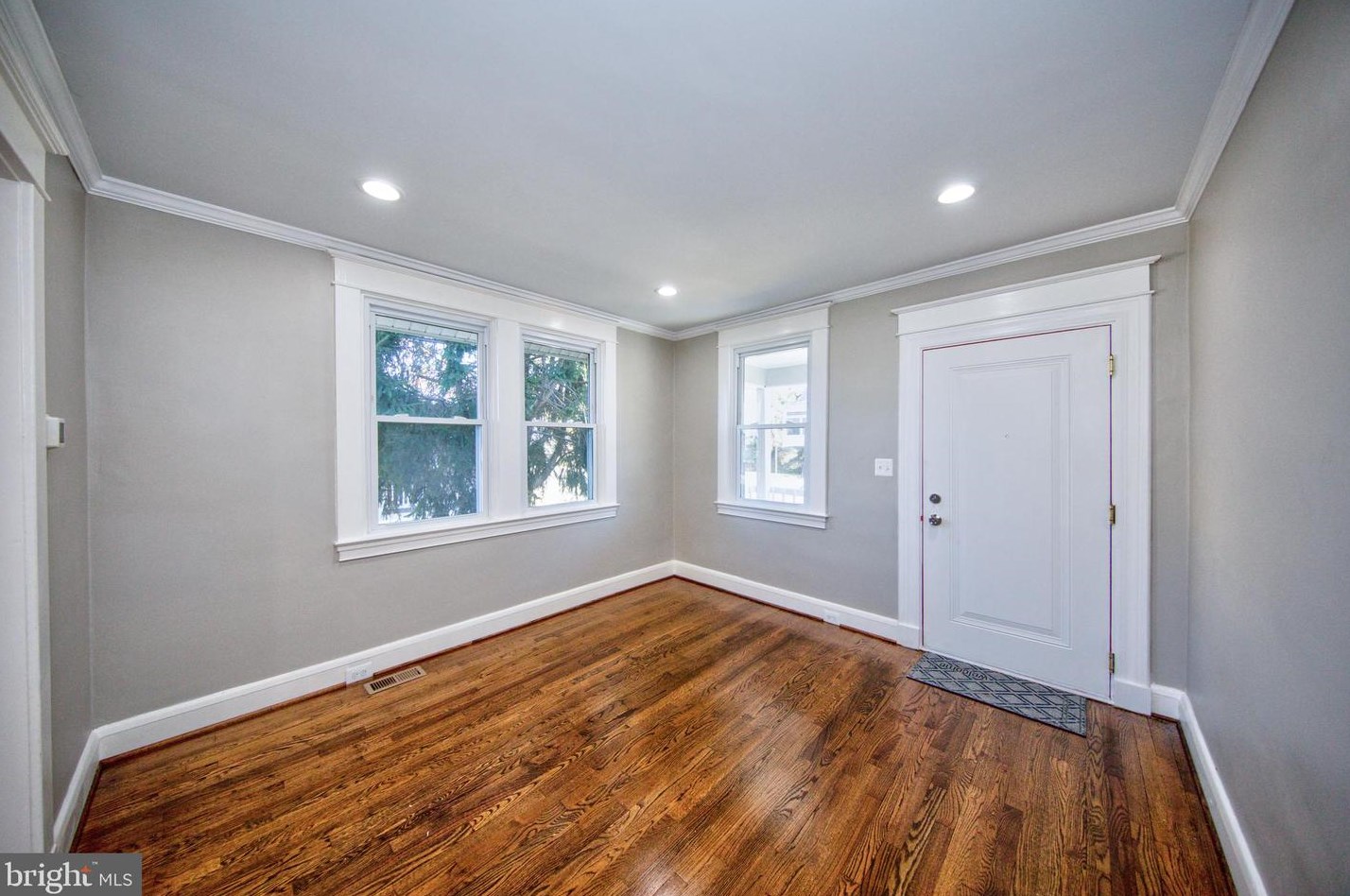 19 Glenmore Ave, Baltimore MD  21206-1325 exterior