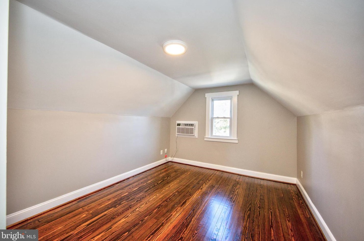 19 Glenmore Ave, Baltimore MD  21206-1325 exterior