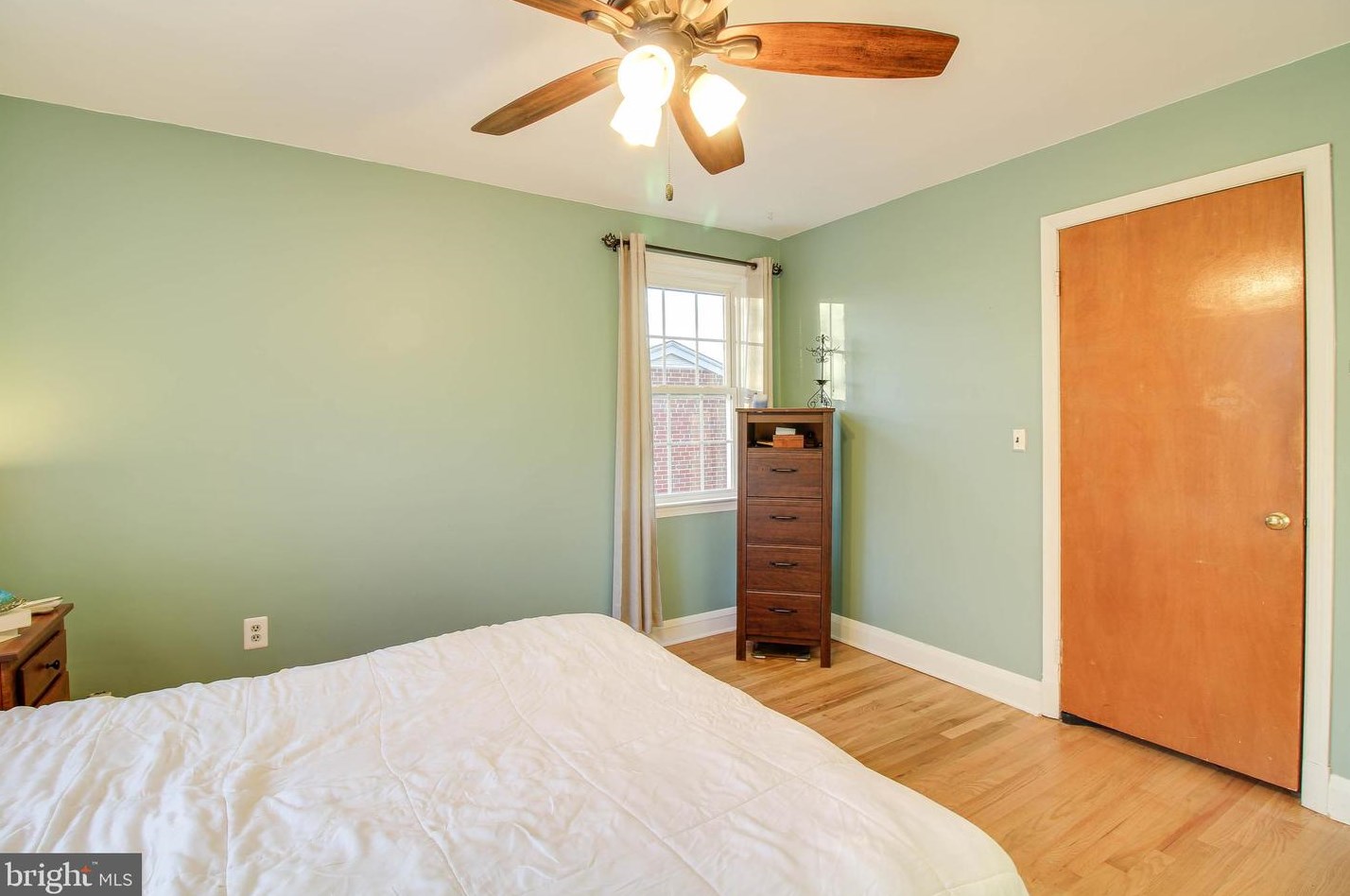 1912 Rockwell Ave, Baltimore MD  21228-4244 exterior