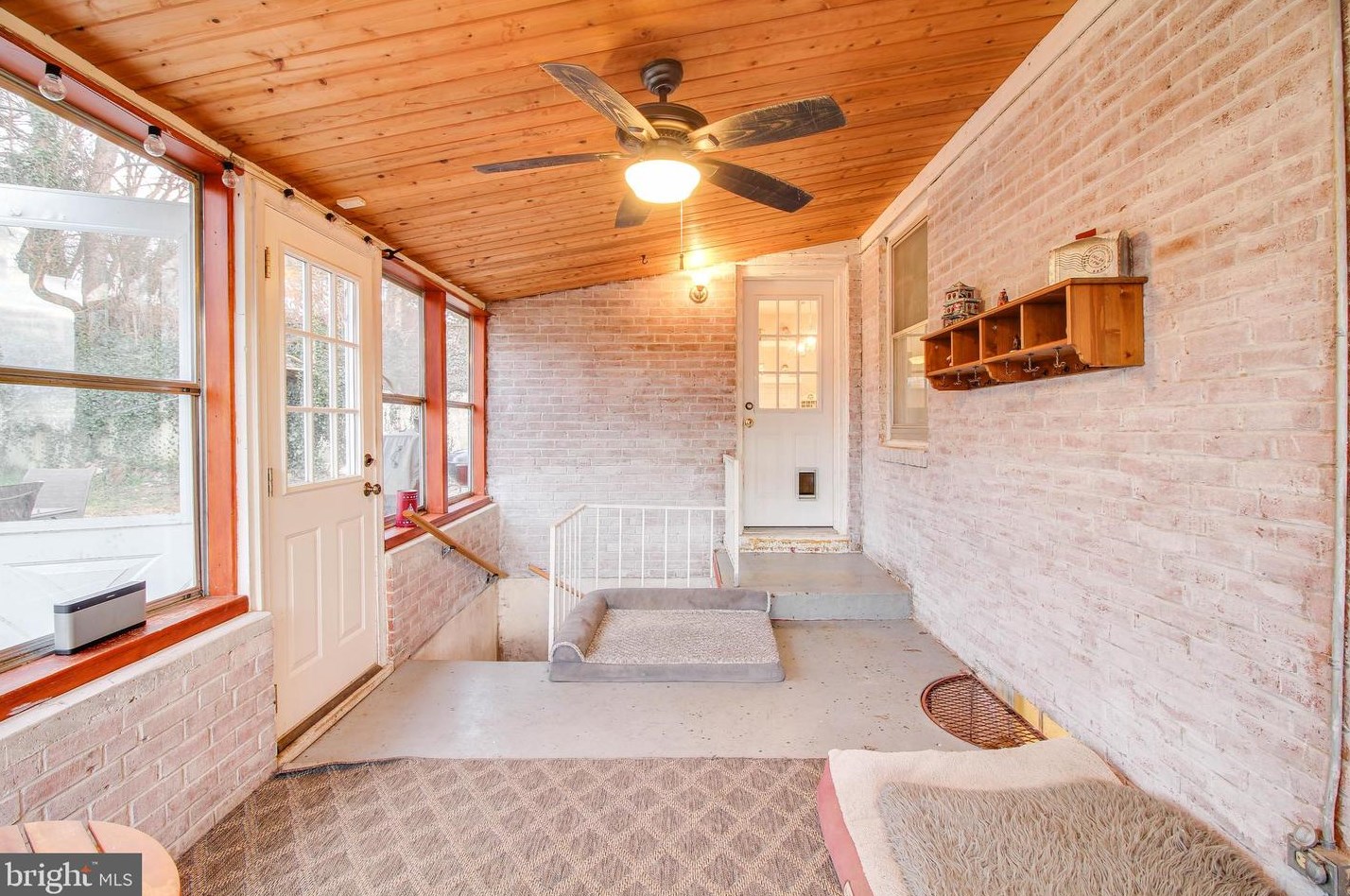 1912 Rockwell Ave, Baltimore MD  21228-4244 exterior