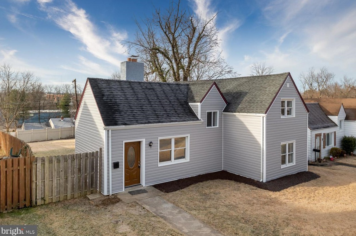 6513 Lehnert St, Baltimore MD  21207-4228 exterior