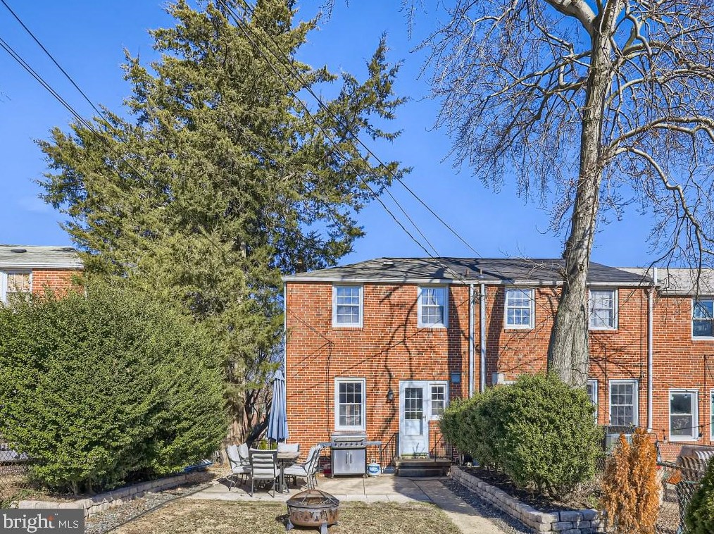 1621 Aberdeen Rd, Baltimore MD  21286-8126 exterior