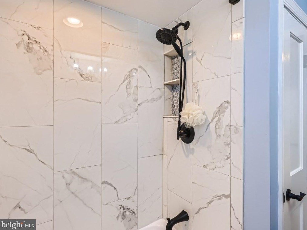 1621 Aberdeen Rd, Baltimore MD  21286-8126 exterior