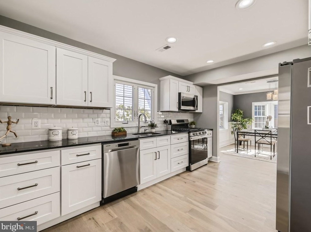 602 Windwood Rd, Baltimore MD  21212-2109 exterior