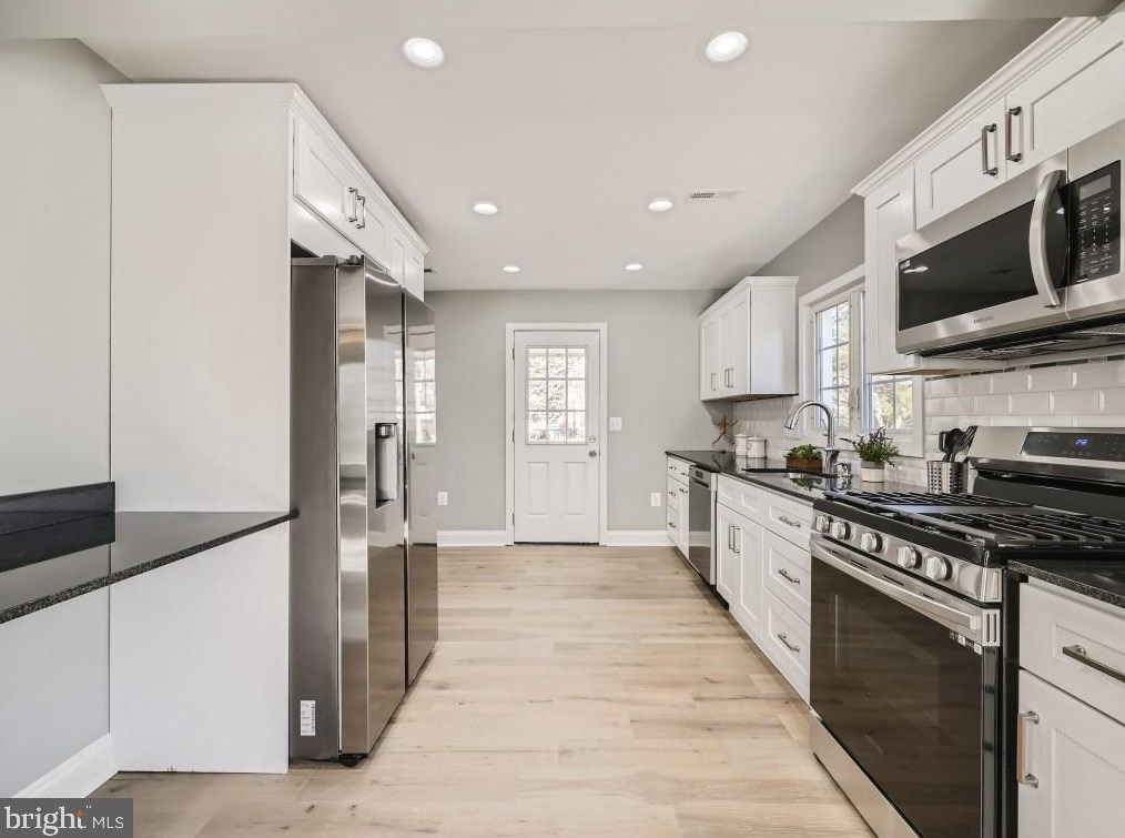 602 Windwood Rd, Baltimore MD  21212-2109 exterior