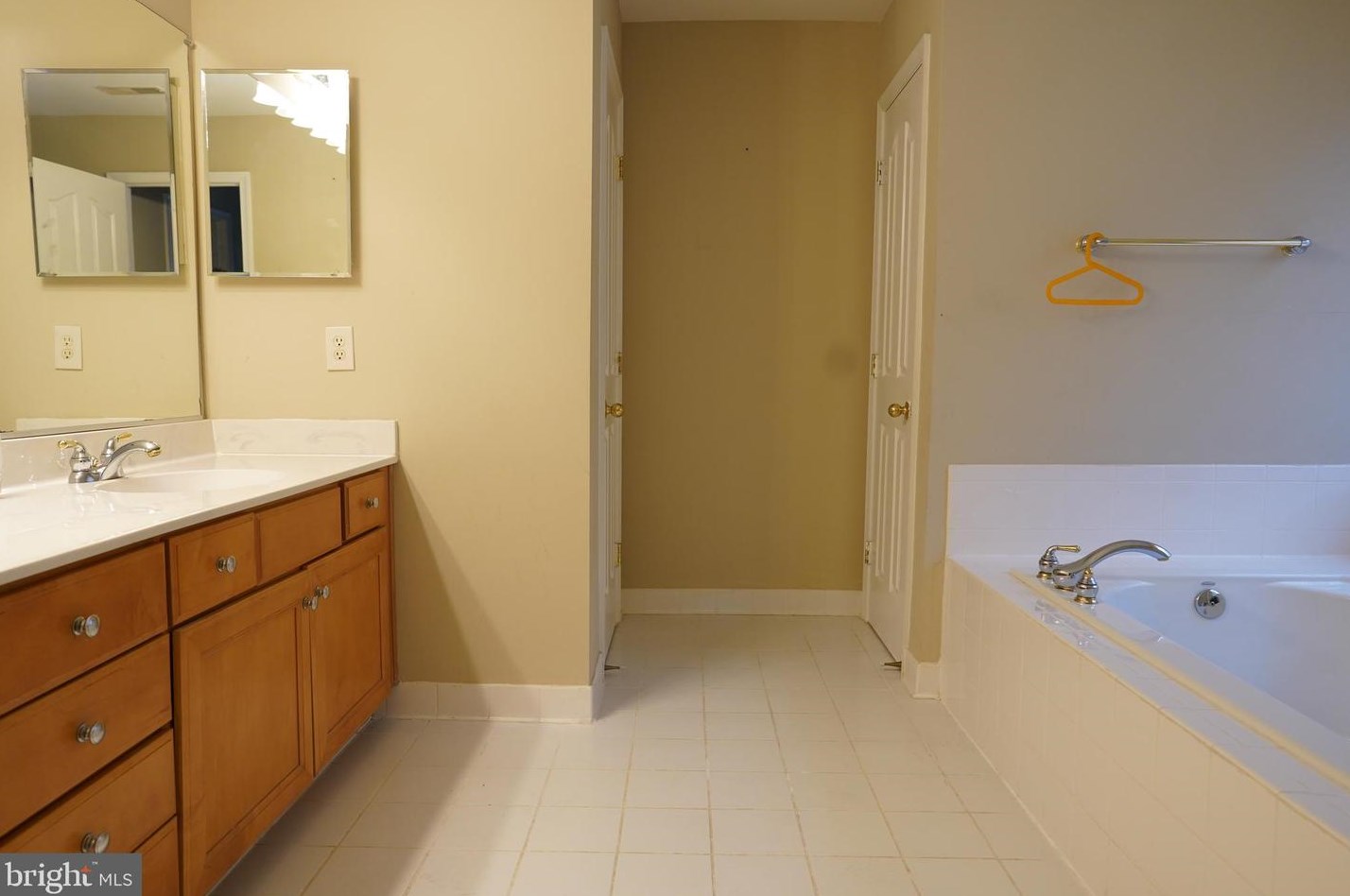 7518 Gilley Ter, Baltimore MD  21237-3703 exterior