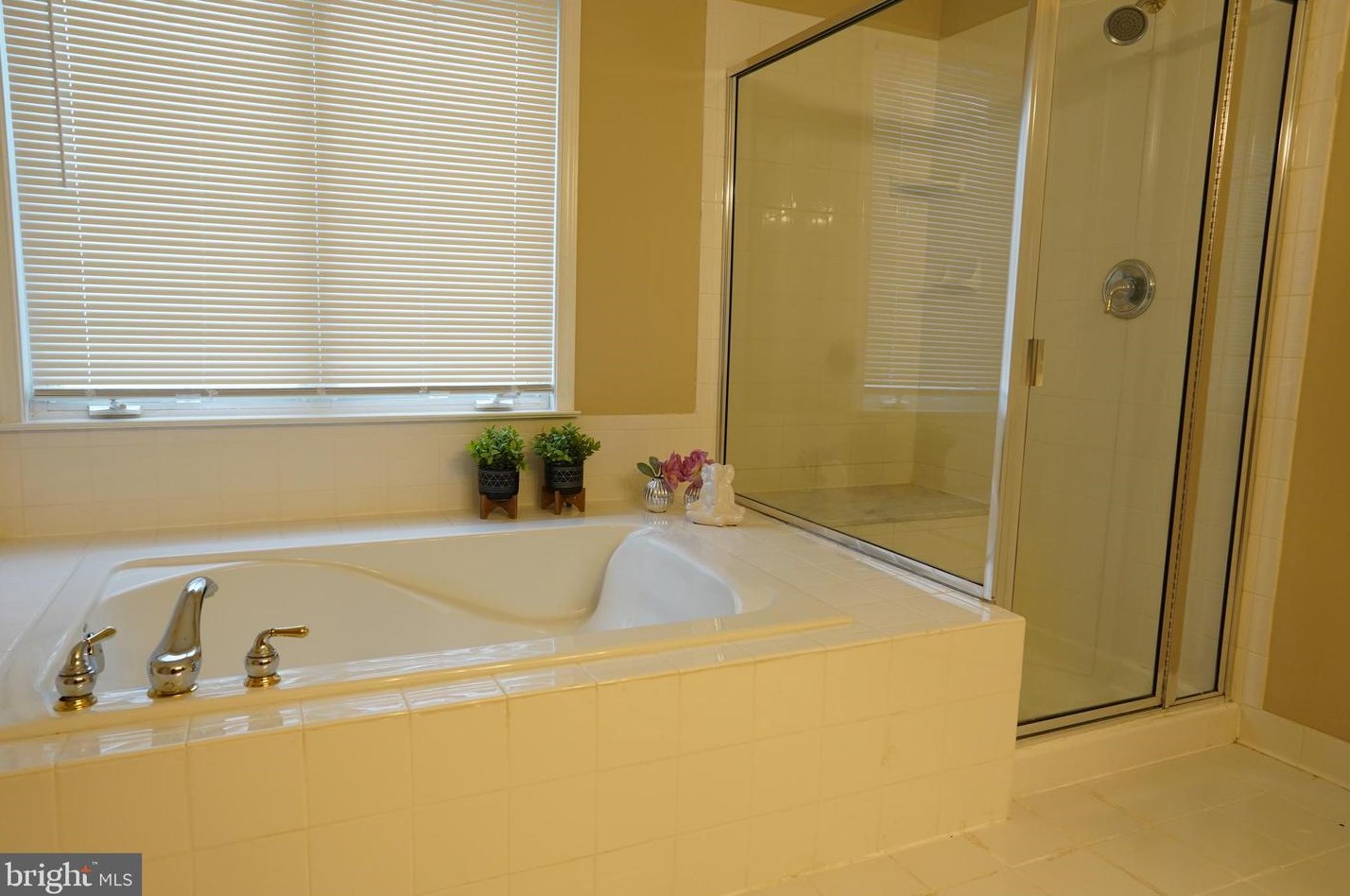 7518 Gilley Ter, Baltimore MD  21237-3703 exterior