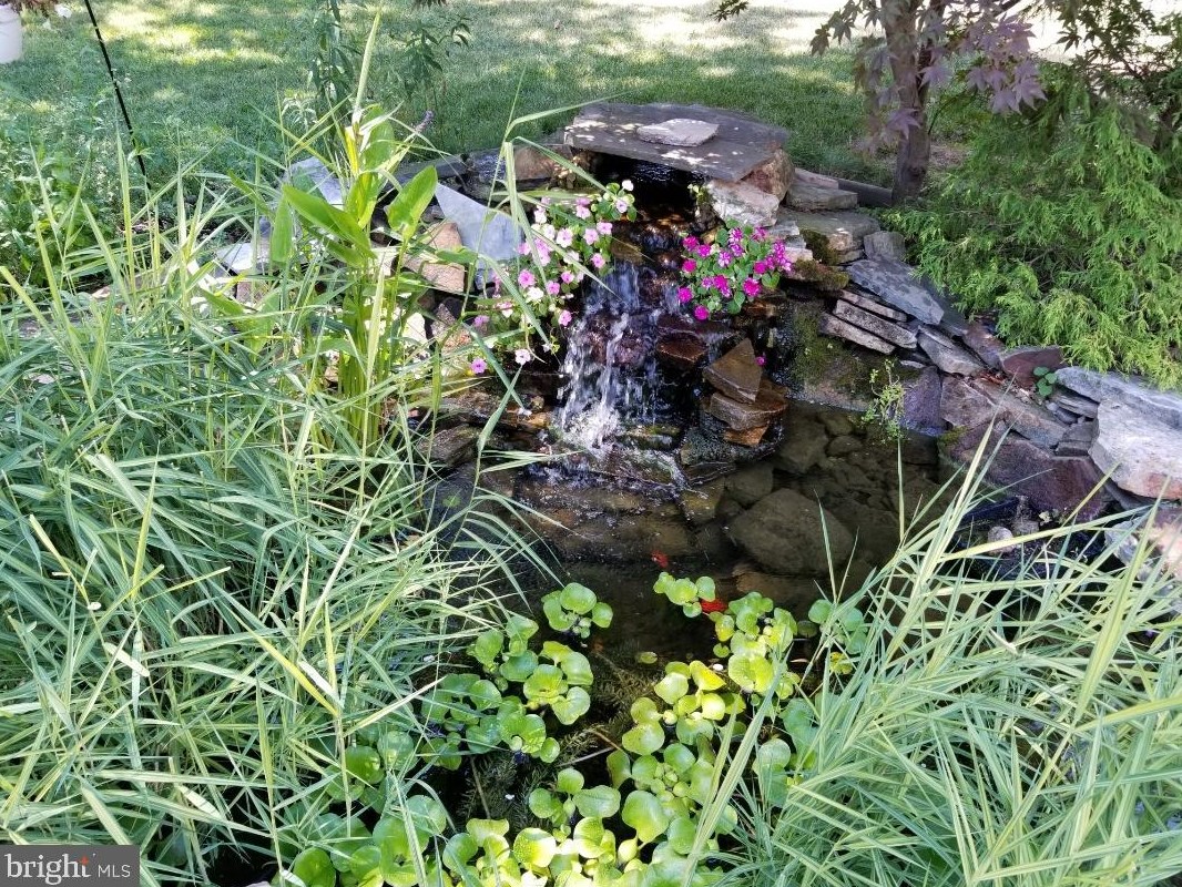 104 Holly Cir, Baltimore MD  21221-1909 exterior