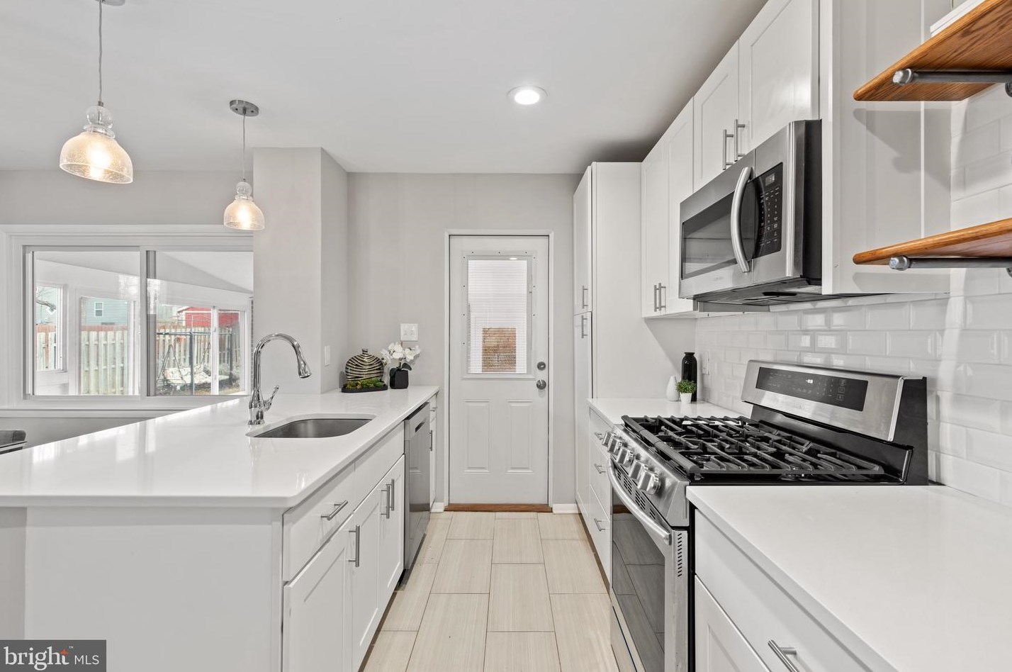 2139 Wilker Ave, Baltimore MD  21234-3916 exterior