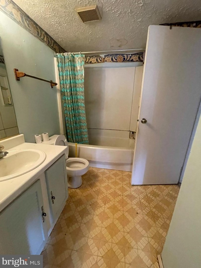 93 Stillwood Cir, Baltimore MD  21236-2546 exterior