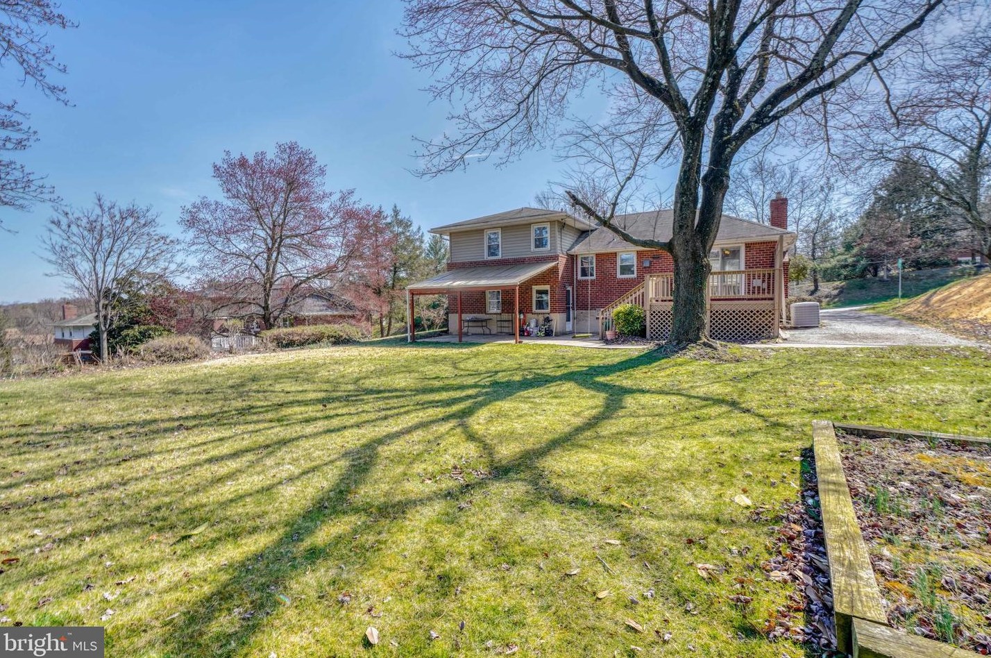 704 Providence Rd, Baltimore MD 21286-1562 exterior