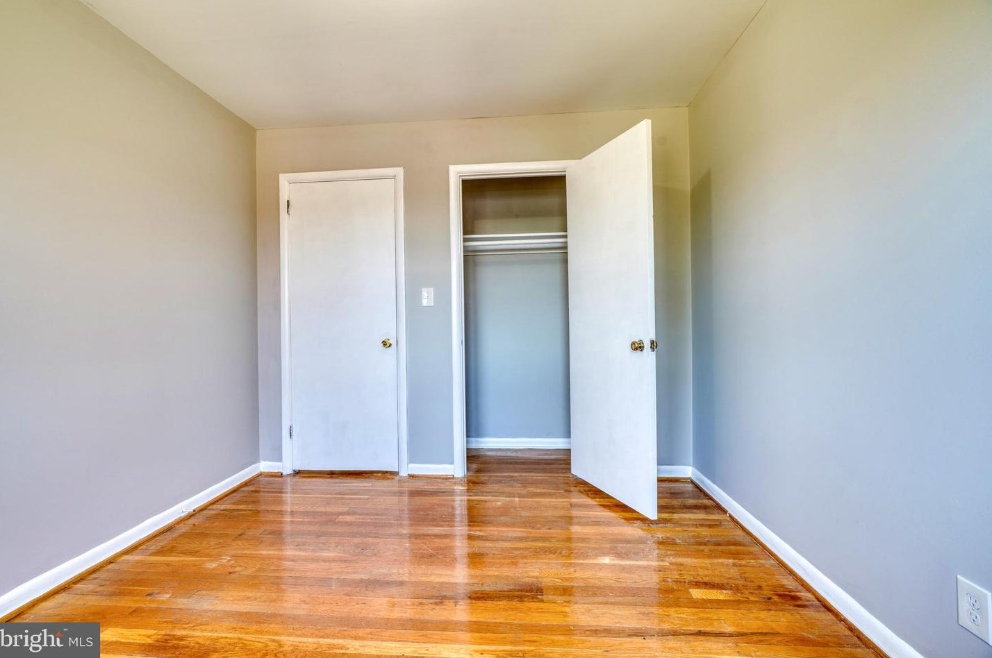 704 Providence Rd, Baltimore MD 21286-1562 exterior