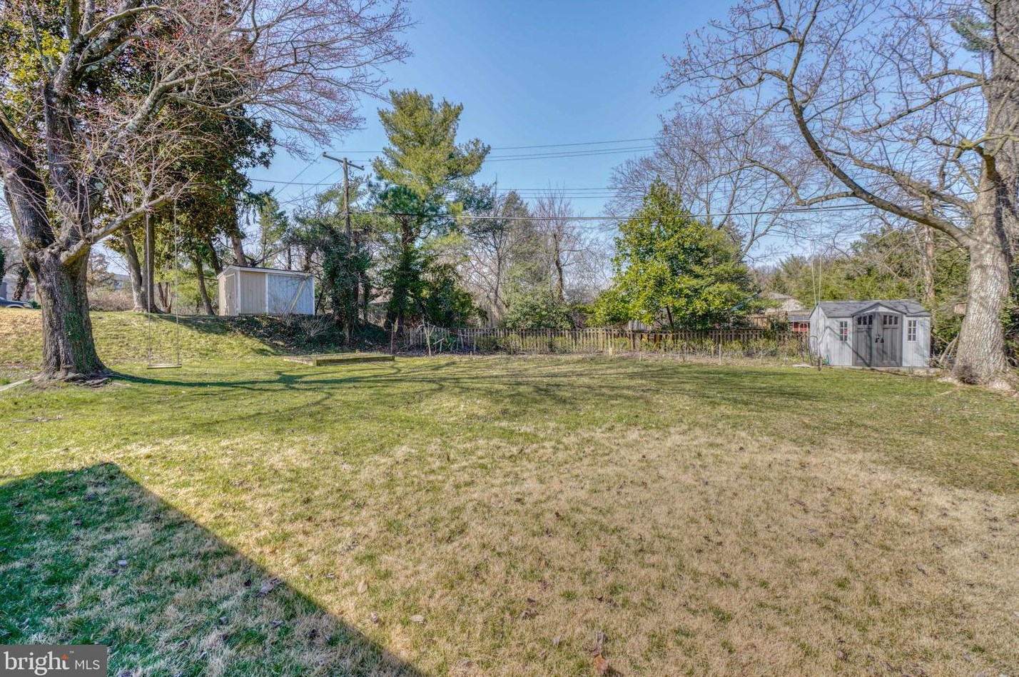 704 Providence Rd, Baltimore MD 21286-1562 exterior