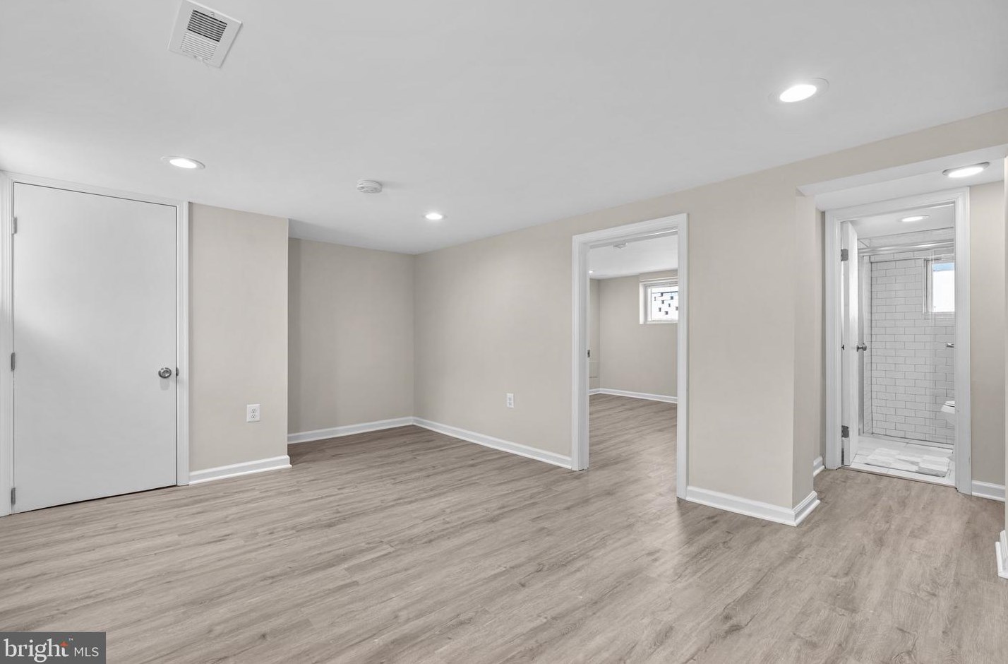 1324 Maple Ave, Baltimore MD  21221-6027 exterior
