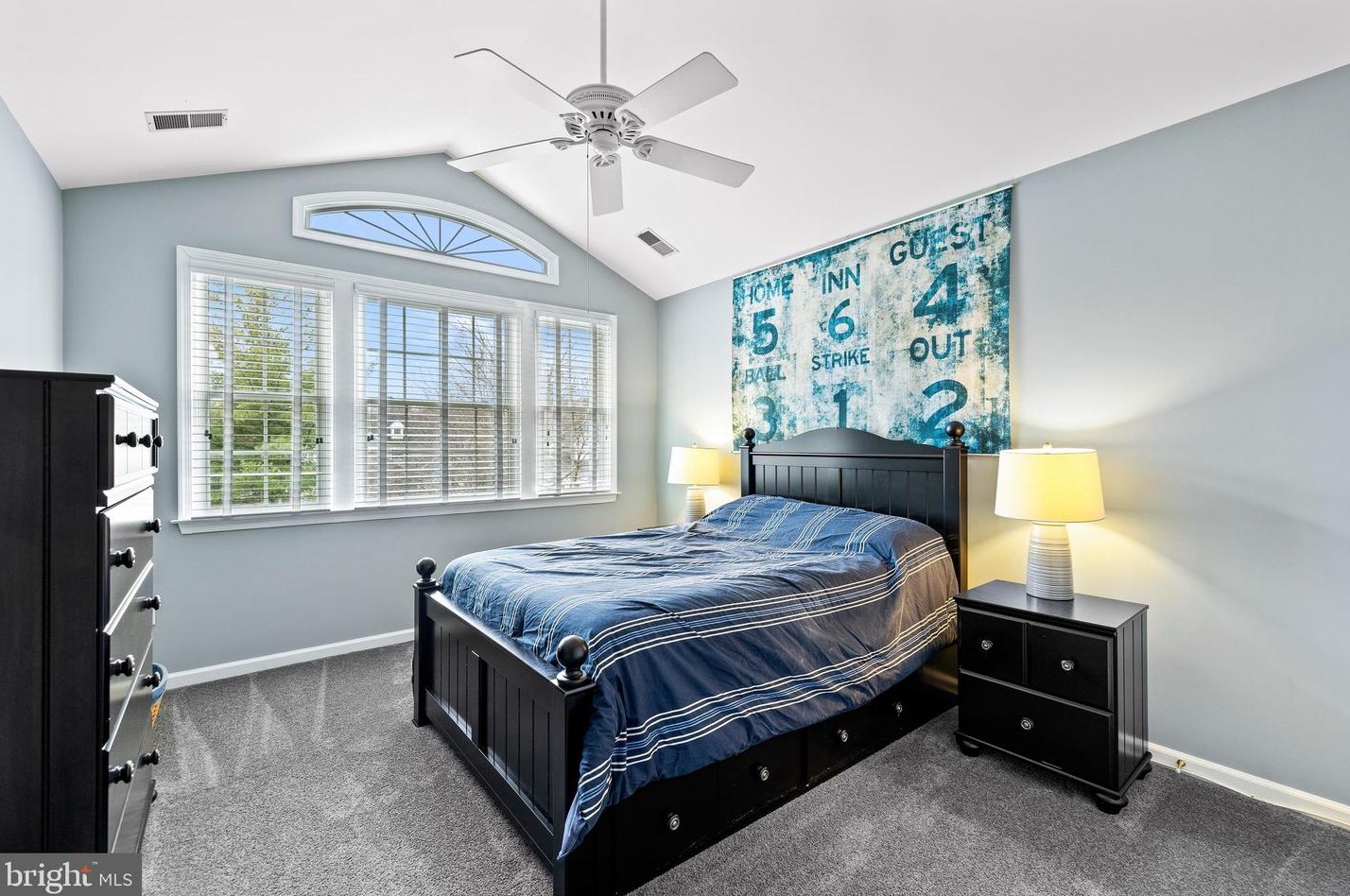 4 Old Granary Ct, Baltimore MD  21228-5358 exterior