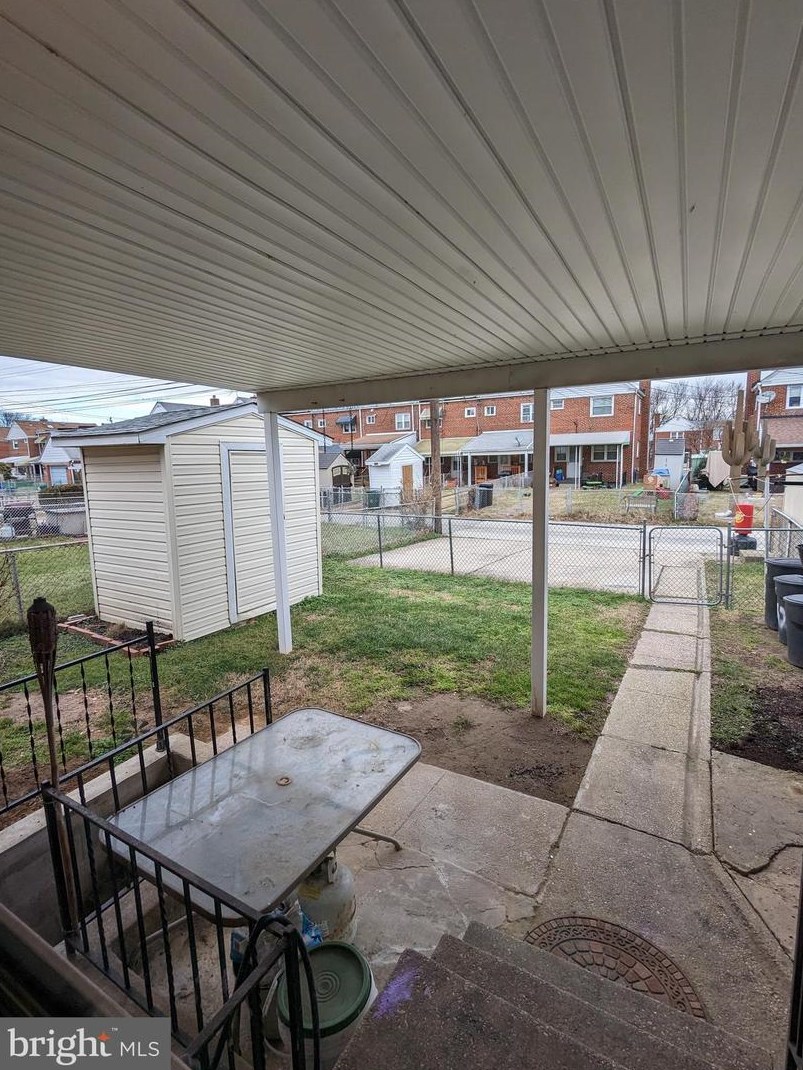 2782 Moorgate Rd, Baltimore MD  21222-4620 exterior