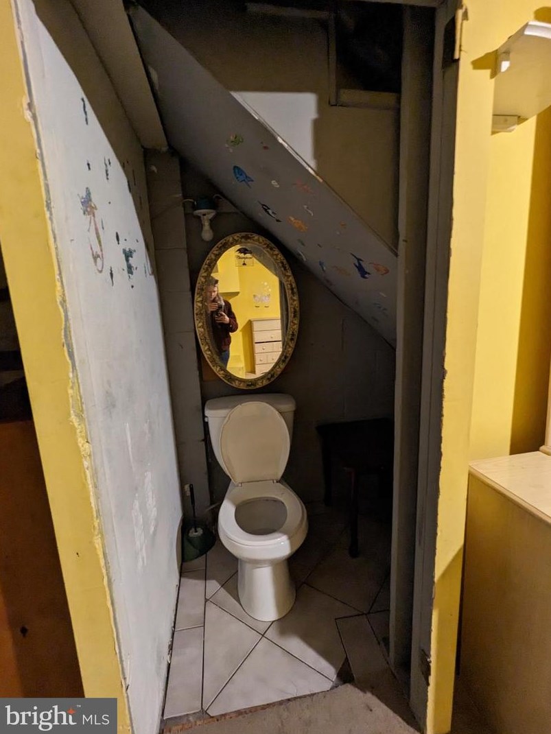 2782 Moorgate Rd, Baltimore MD  21222-4620 exterior