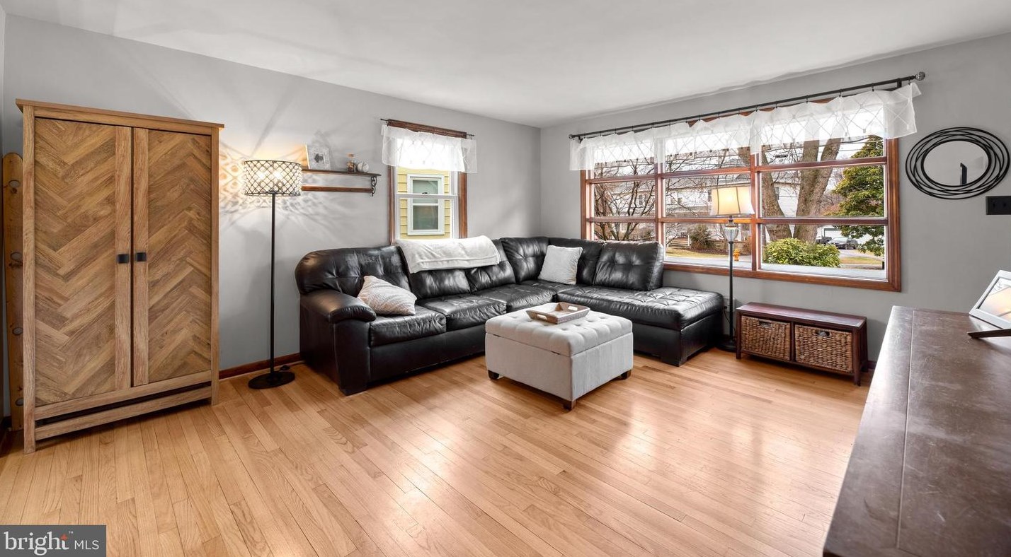 1513 Arbutus Ave, Baltimore MD  21227-4013 exterior